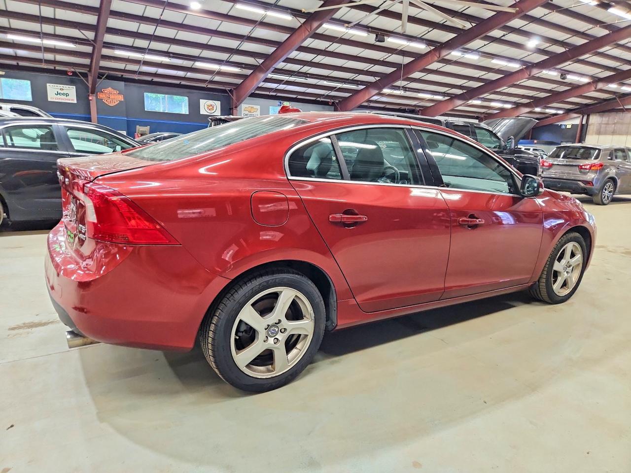 Volvo S60 T5