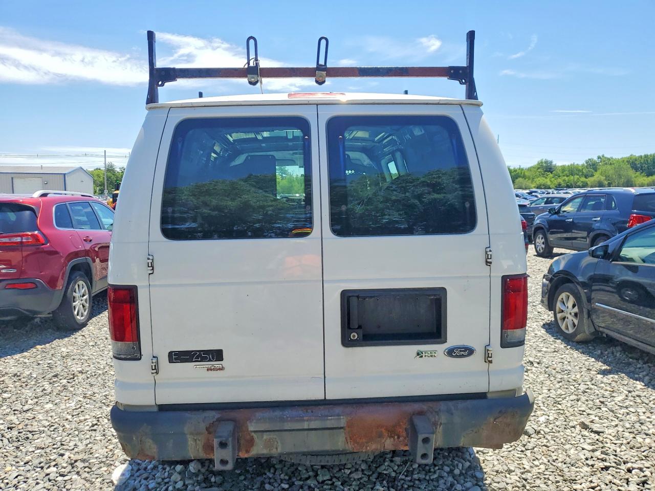 Ford Econoline E250 Van
