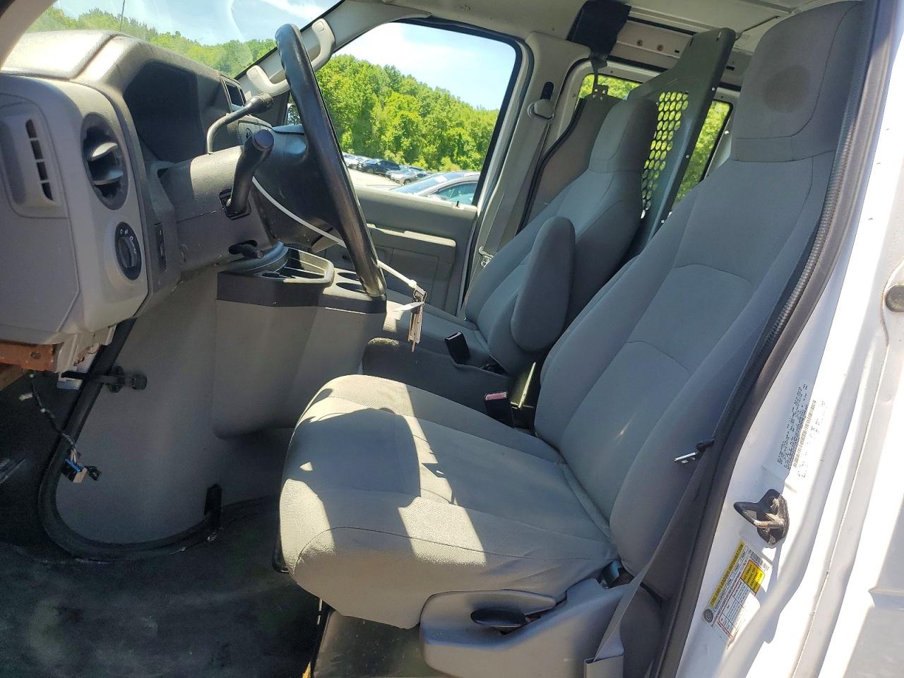 Ford Econoline E250 Van