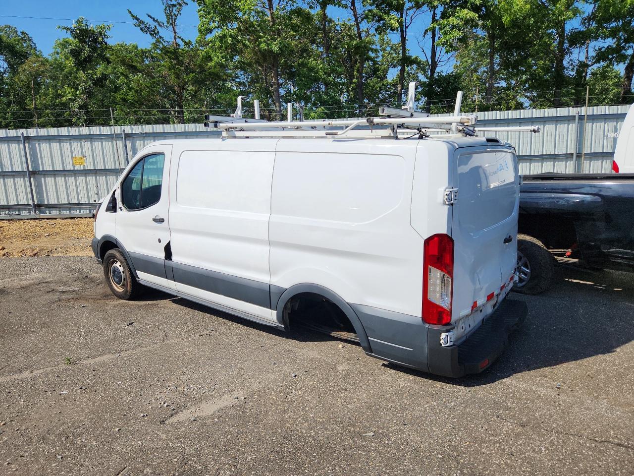 Ford Transit T-250