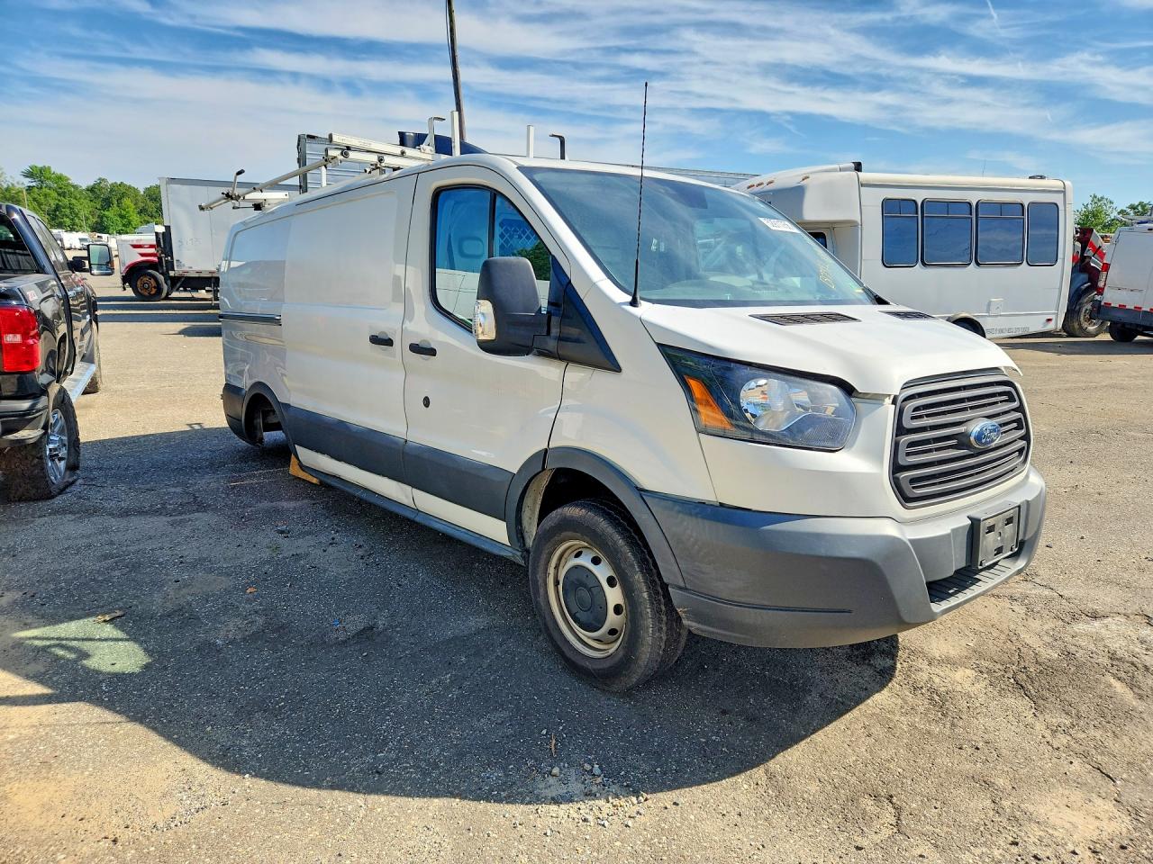 Ford Transit T-250