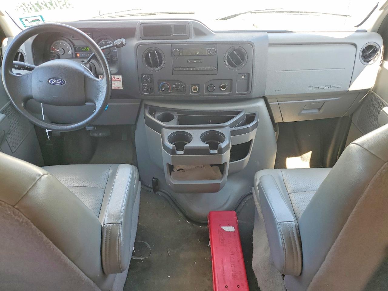 Ford Econoline E150 Van