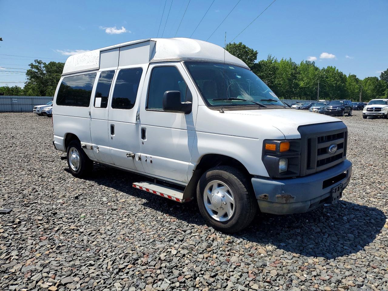 Ford Econoline E150 Van
