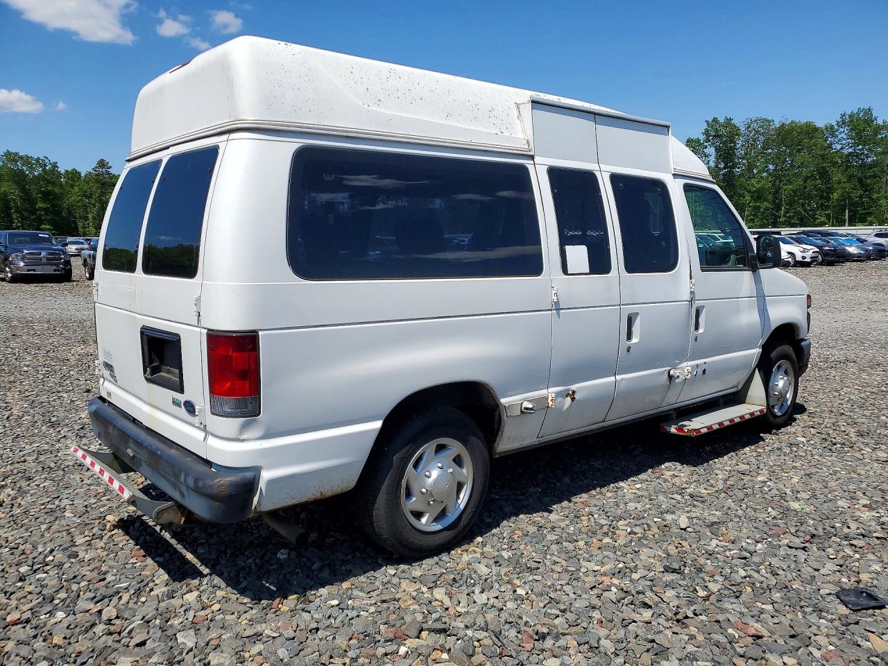 Ford Econoline E150 Van