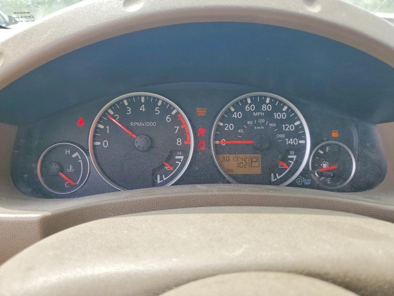 Nissan Frontier Se