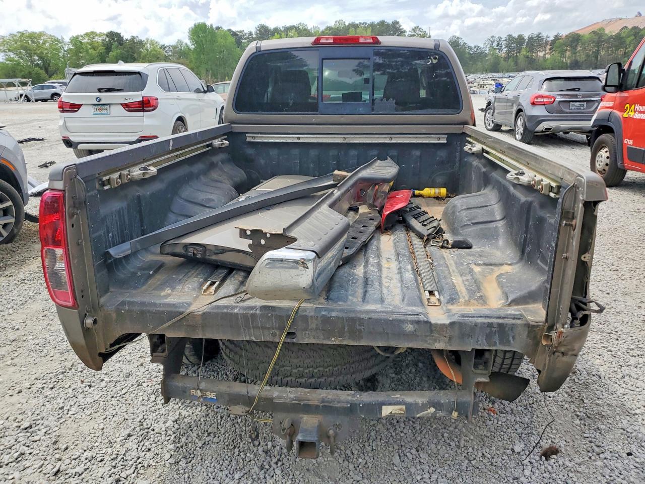 Nissan Frontier Se