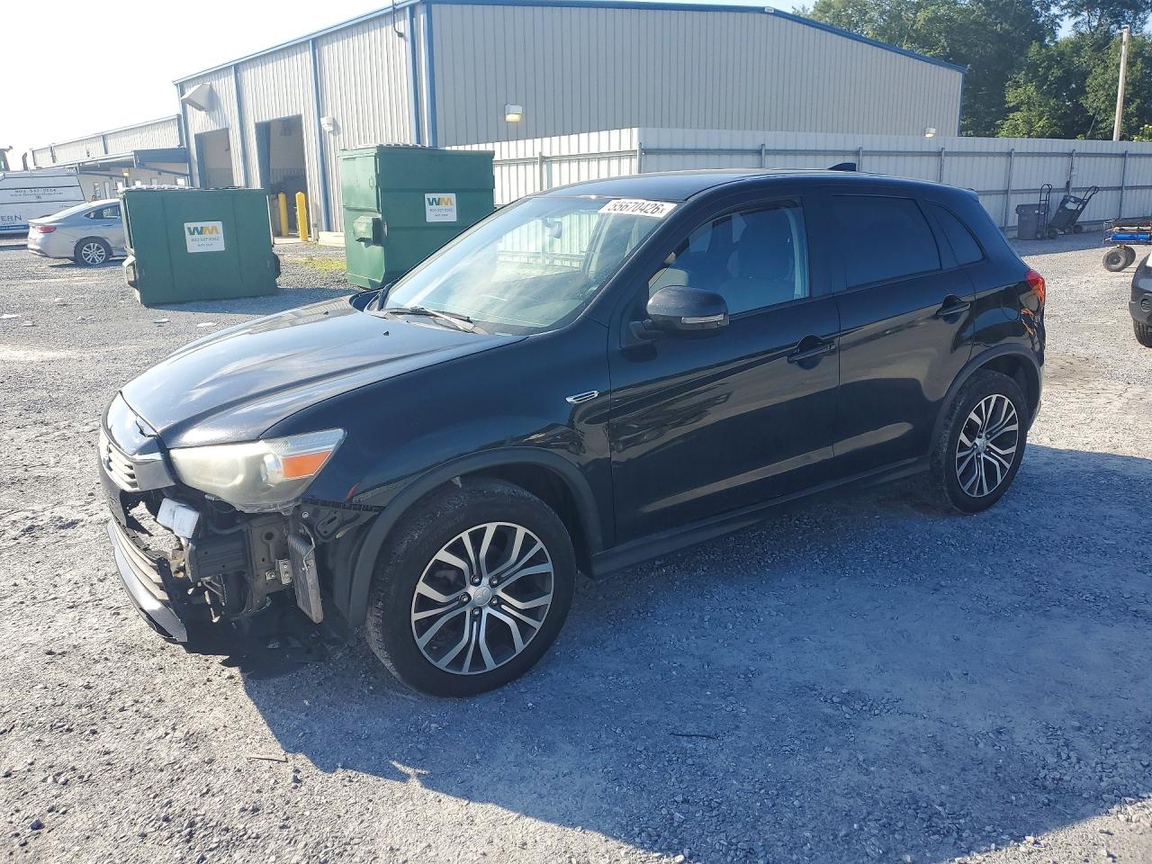 Salvage Mitsubishi Outlander Image