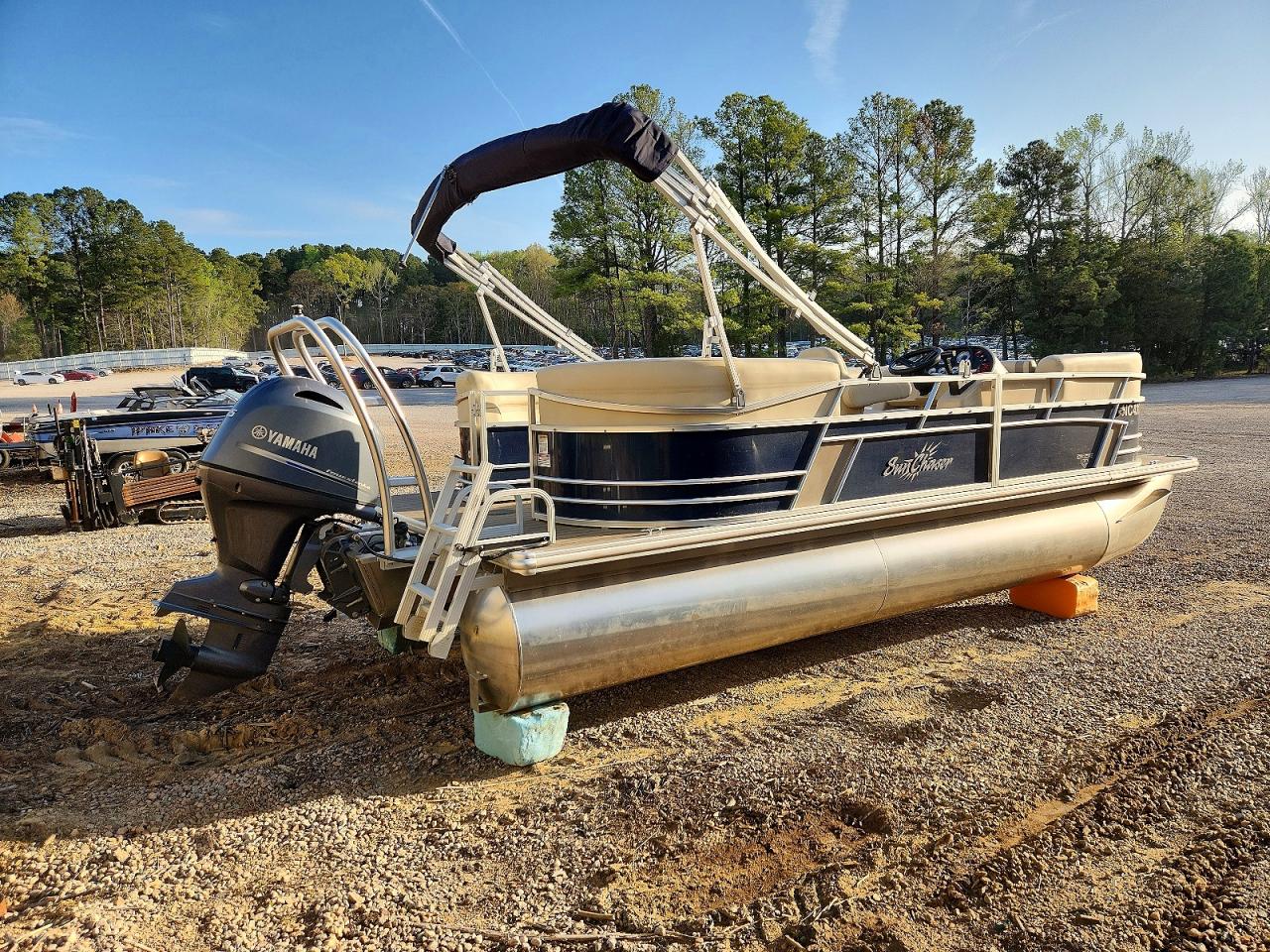 Boat Sunchaser