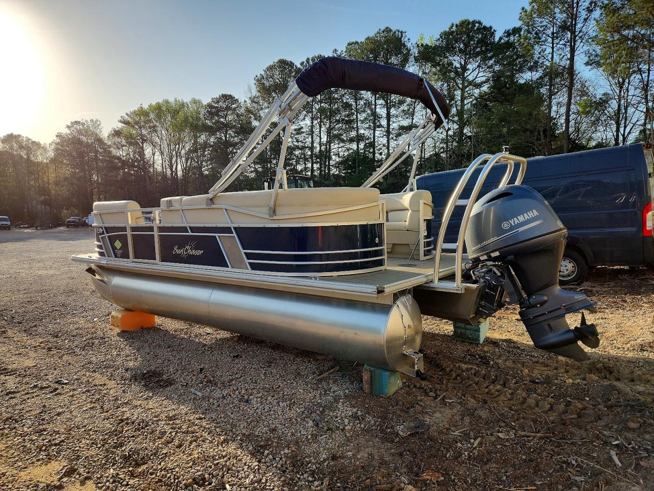 Boat Sunchaser