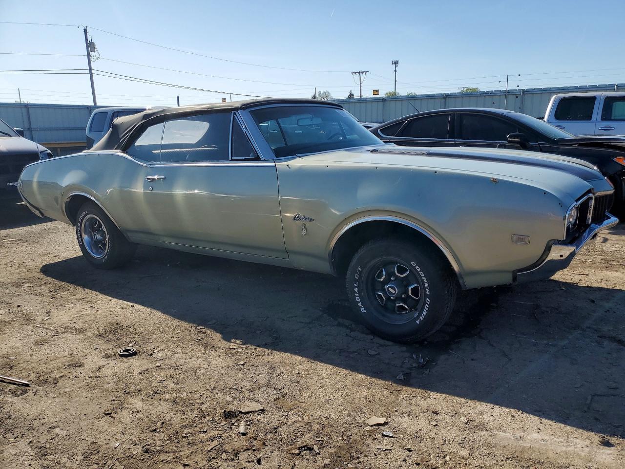 Oldsmobile Cutlass