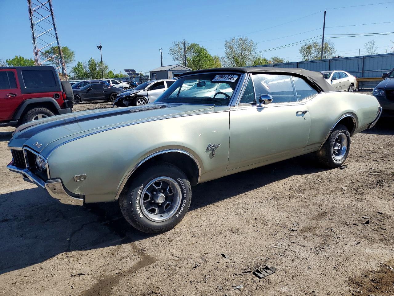 Salvage Oldsmobile Cutlass Image