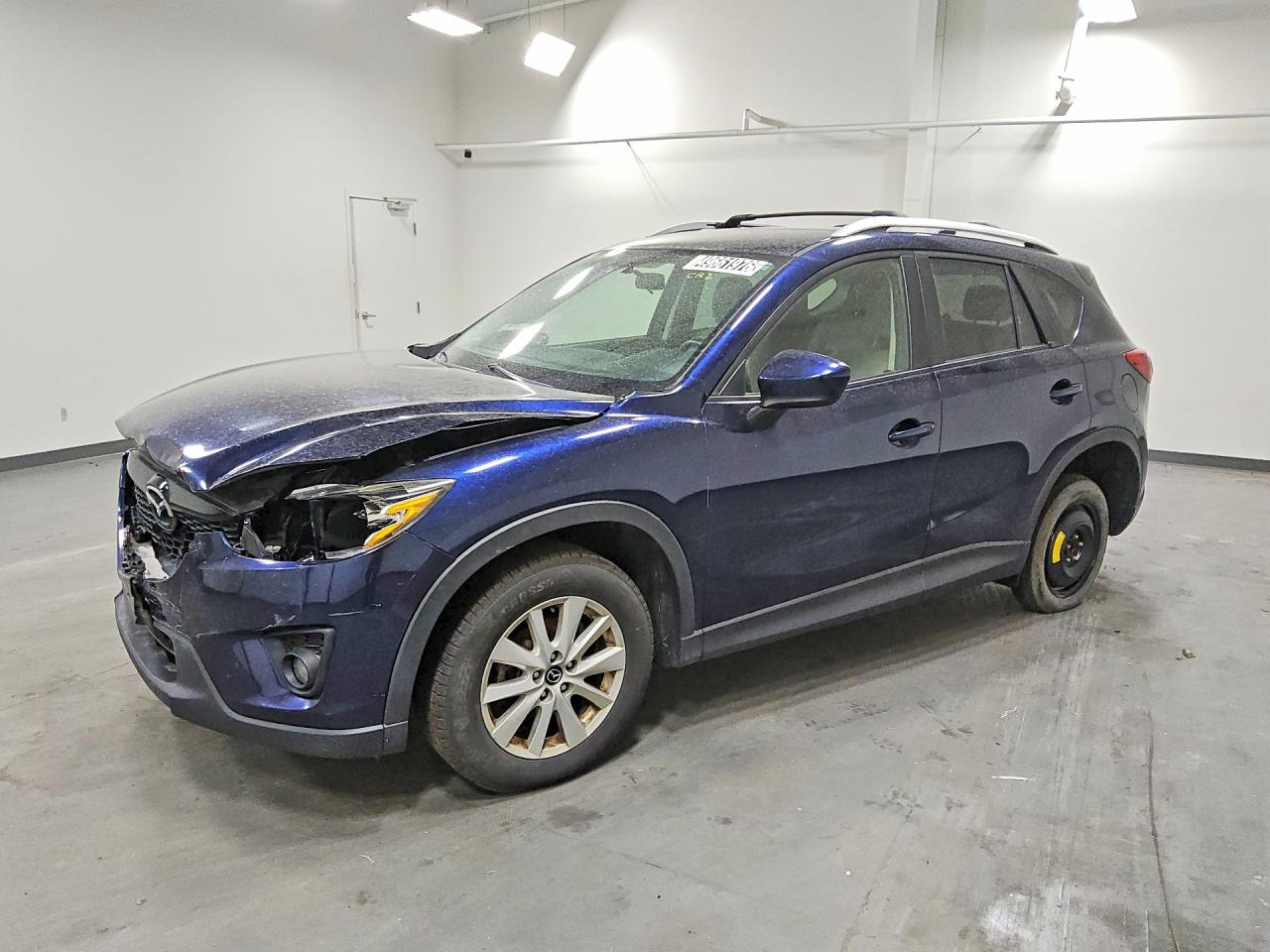 Salvage Mazda Cx Image