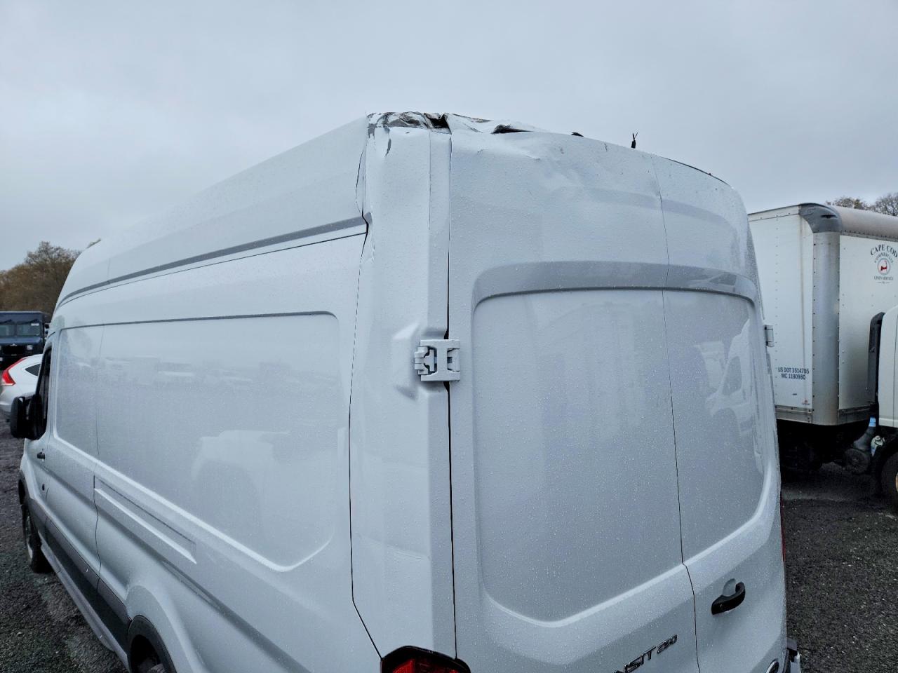 Ford Transit T-250