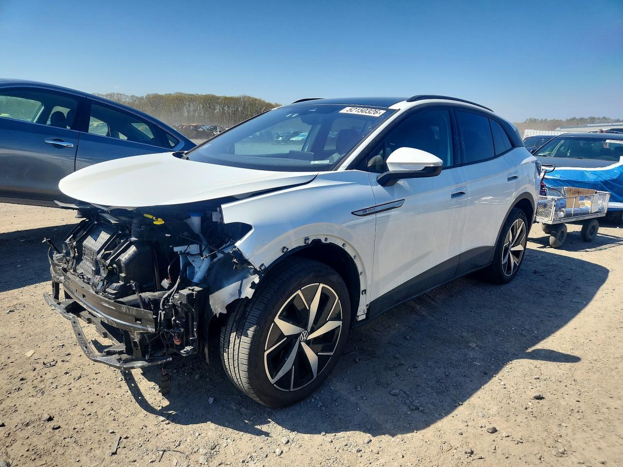 Salvage Volkswagen ID.4 Image