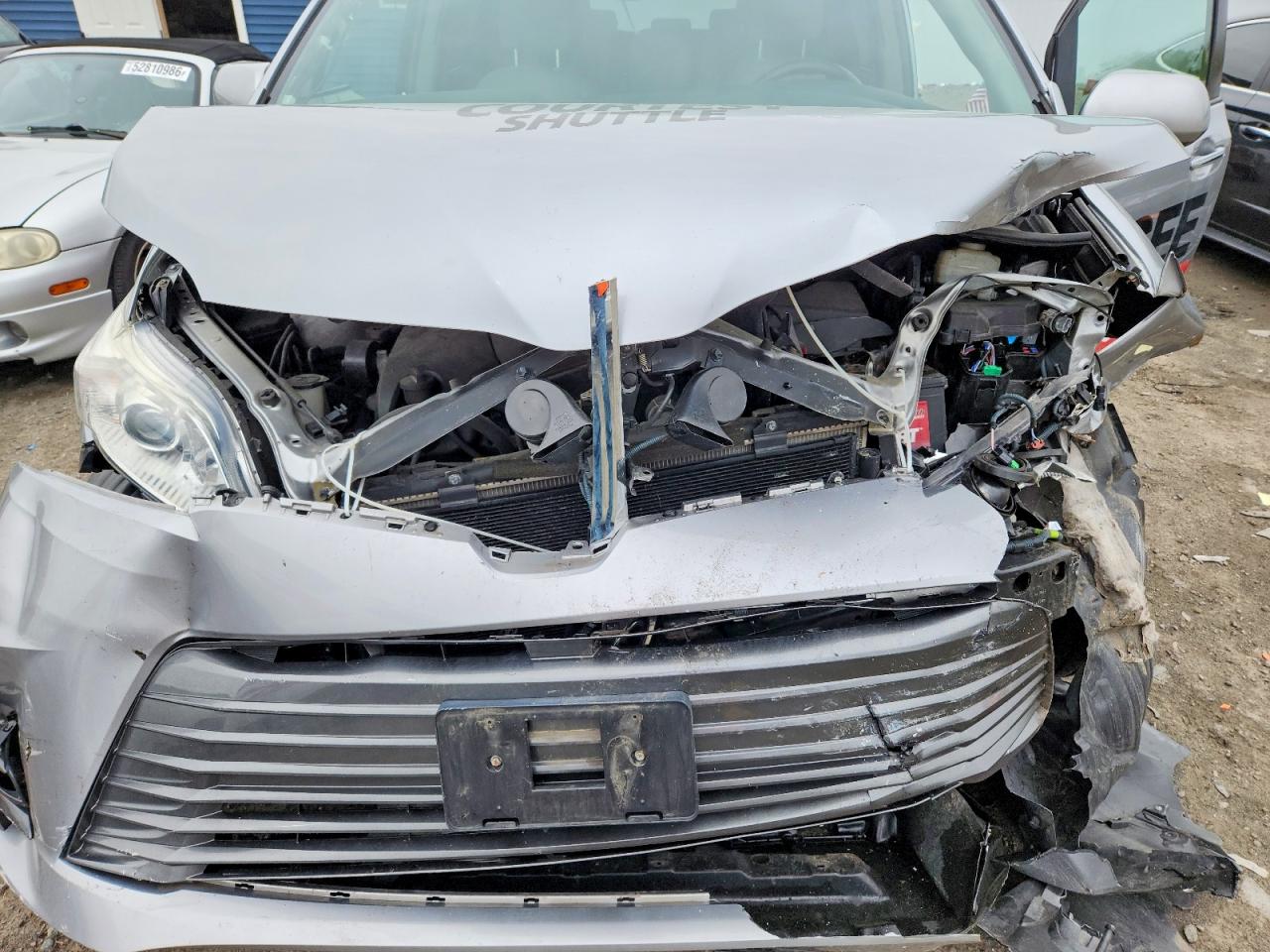 Toyota Sienna Xle 8-passenger