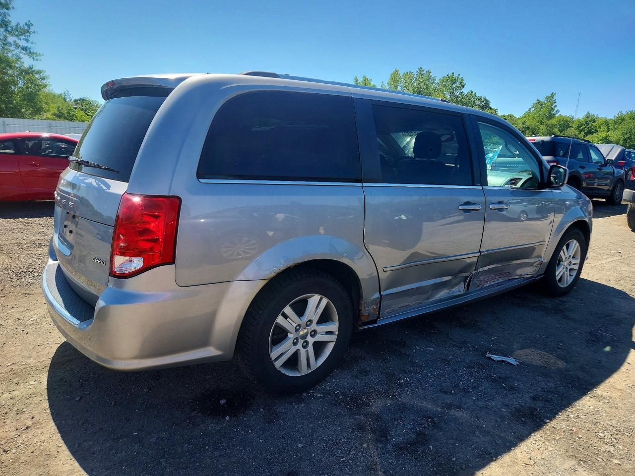 Dodge Caravan Crew