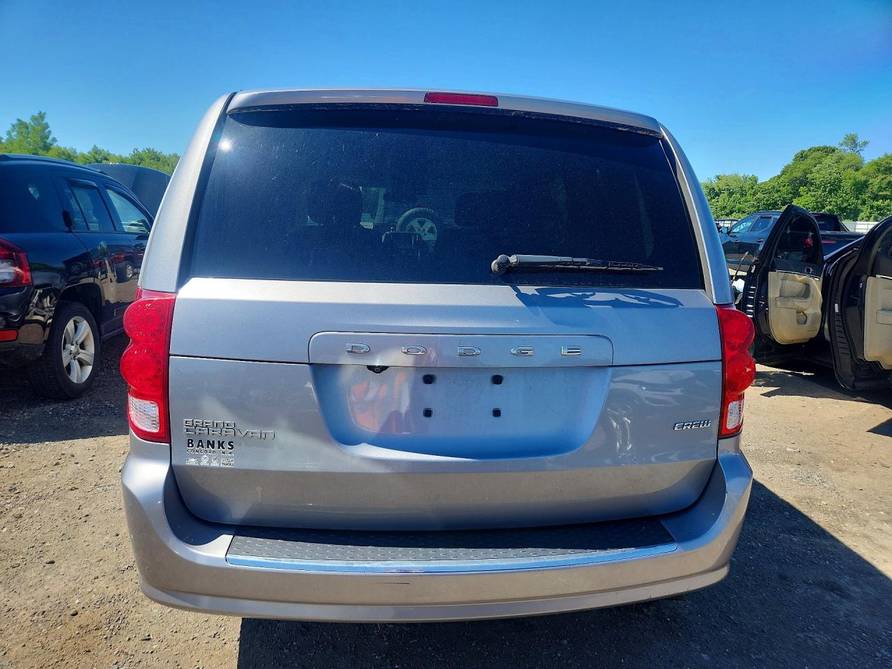 Dodge Caravan Crew