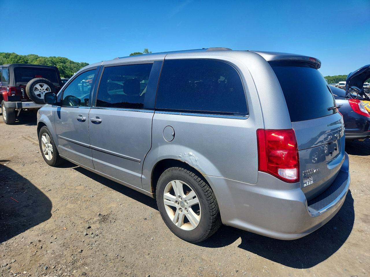 Dodge Caravan Crew