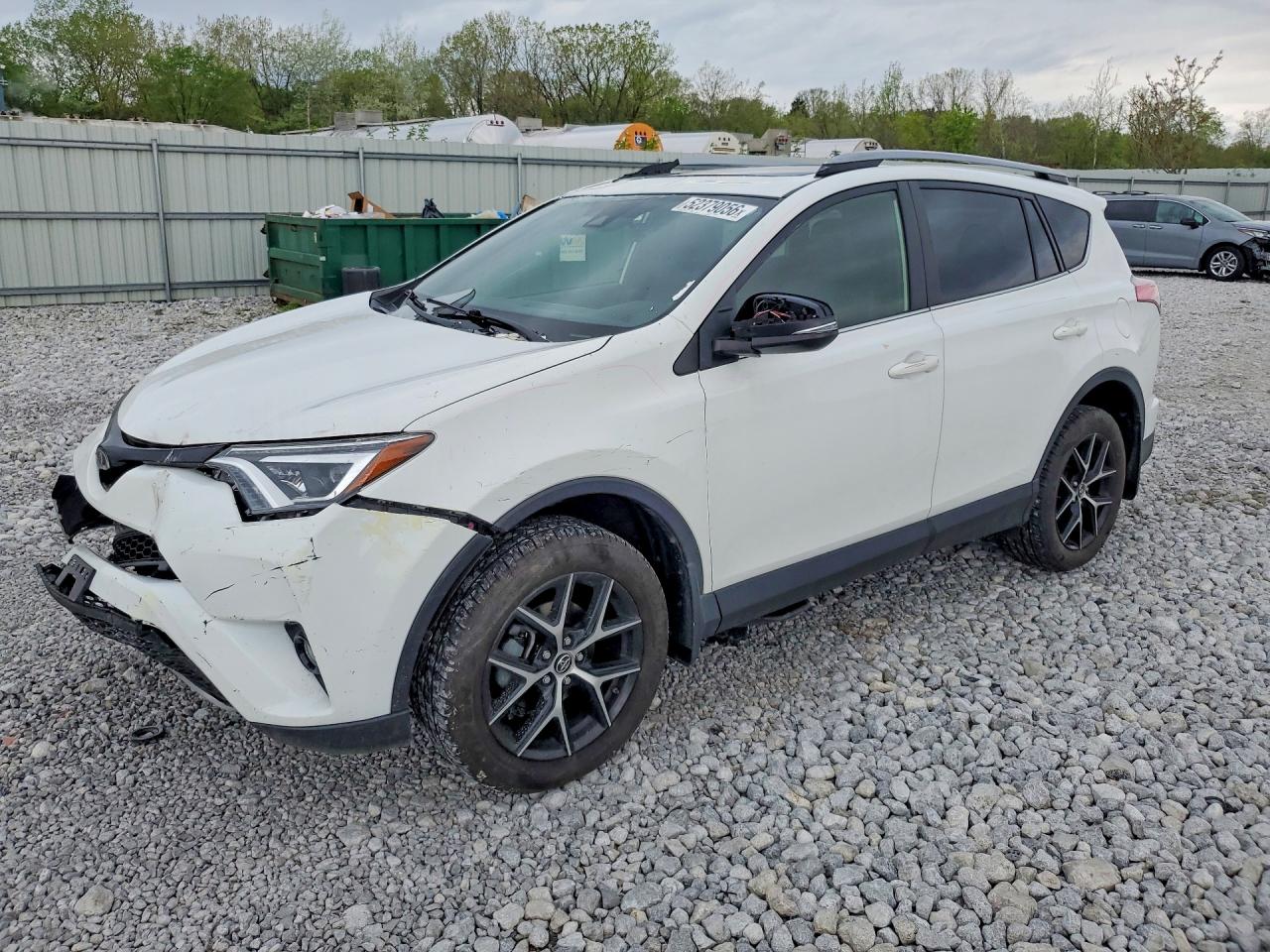 Salvage Toyota RAV4 Image