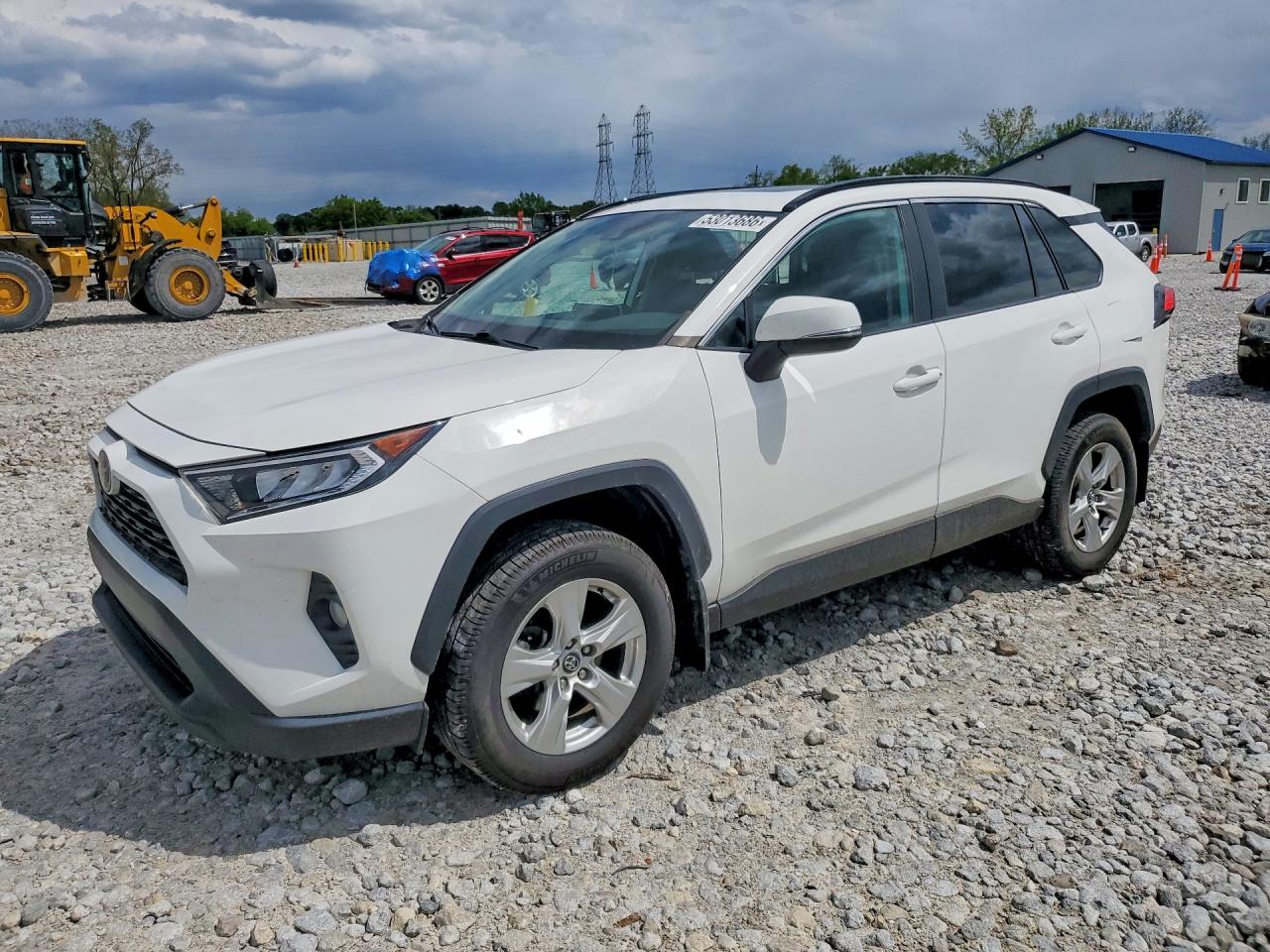 Salvage Toyota RAV4 Image