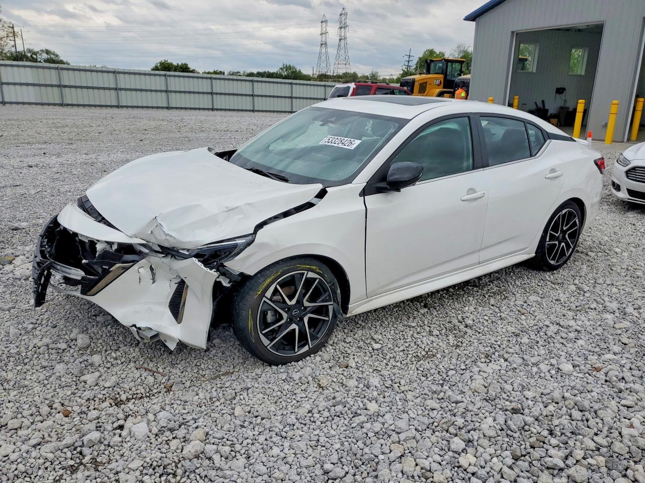 Salvage Nissan Sentra Image