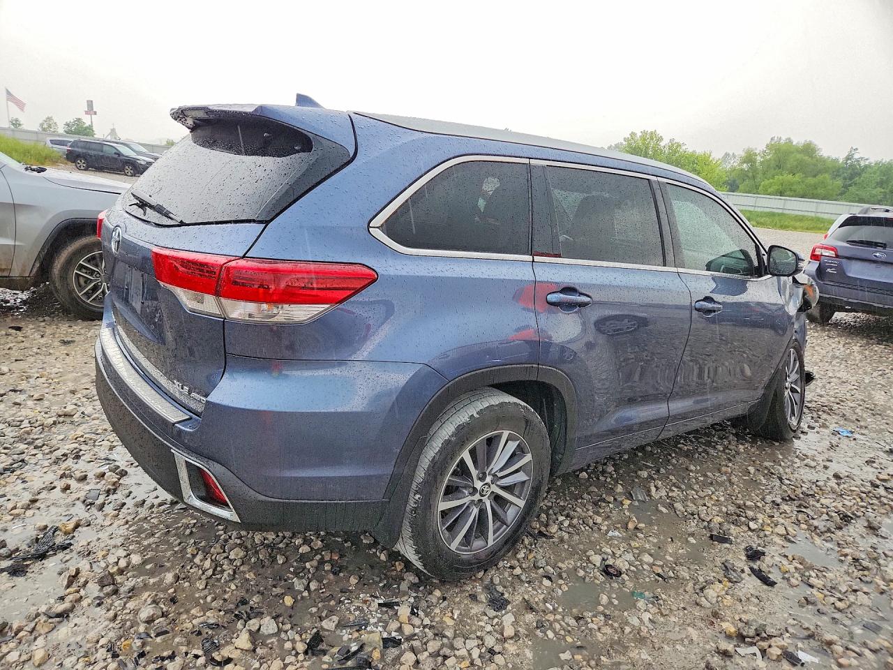 Toyota Highlander Xle