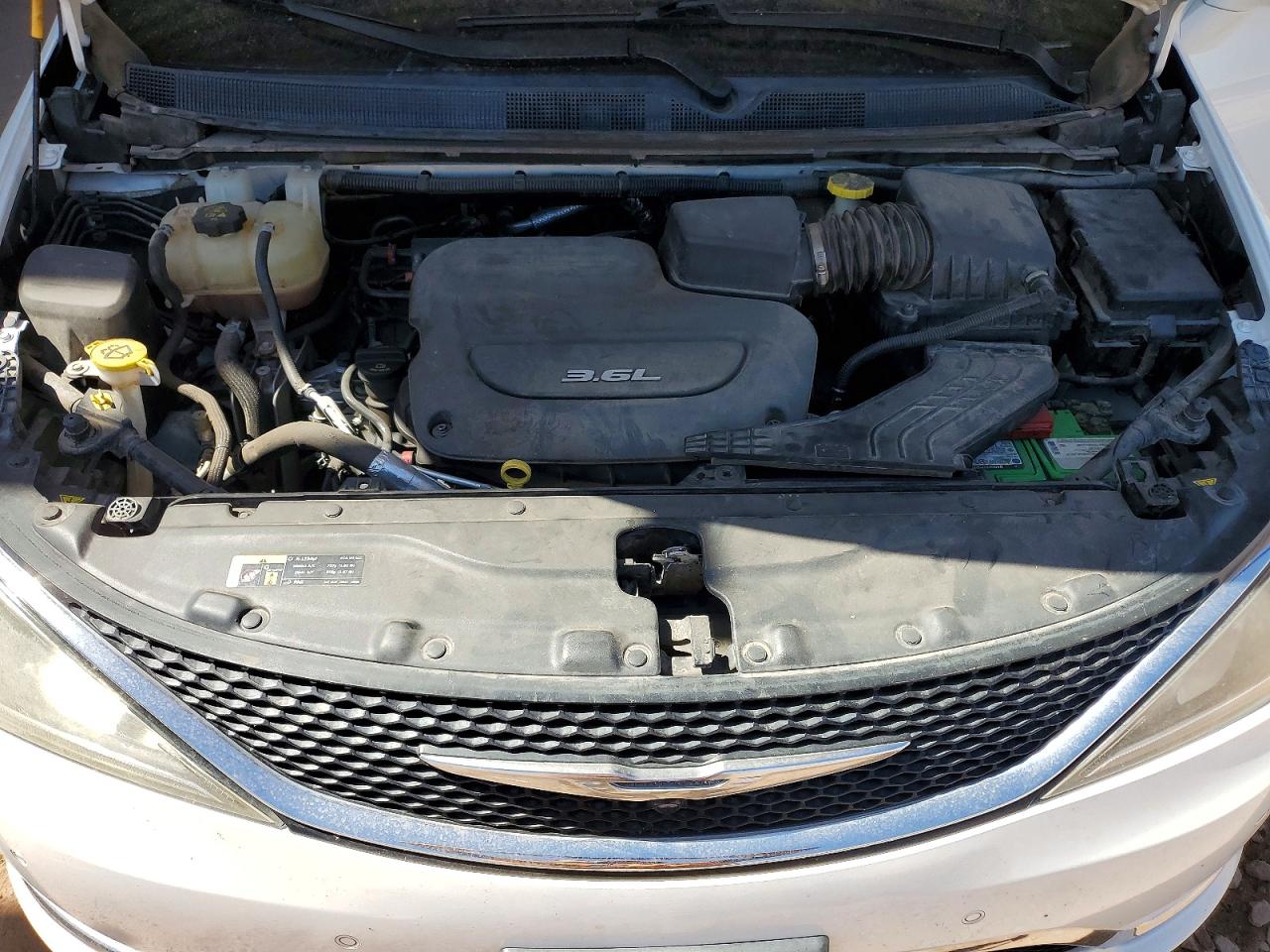 Chrysler Pacifica Limited