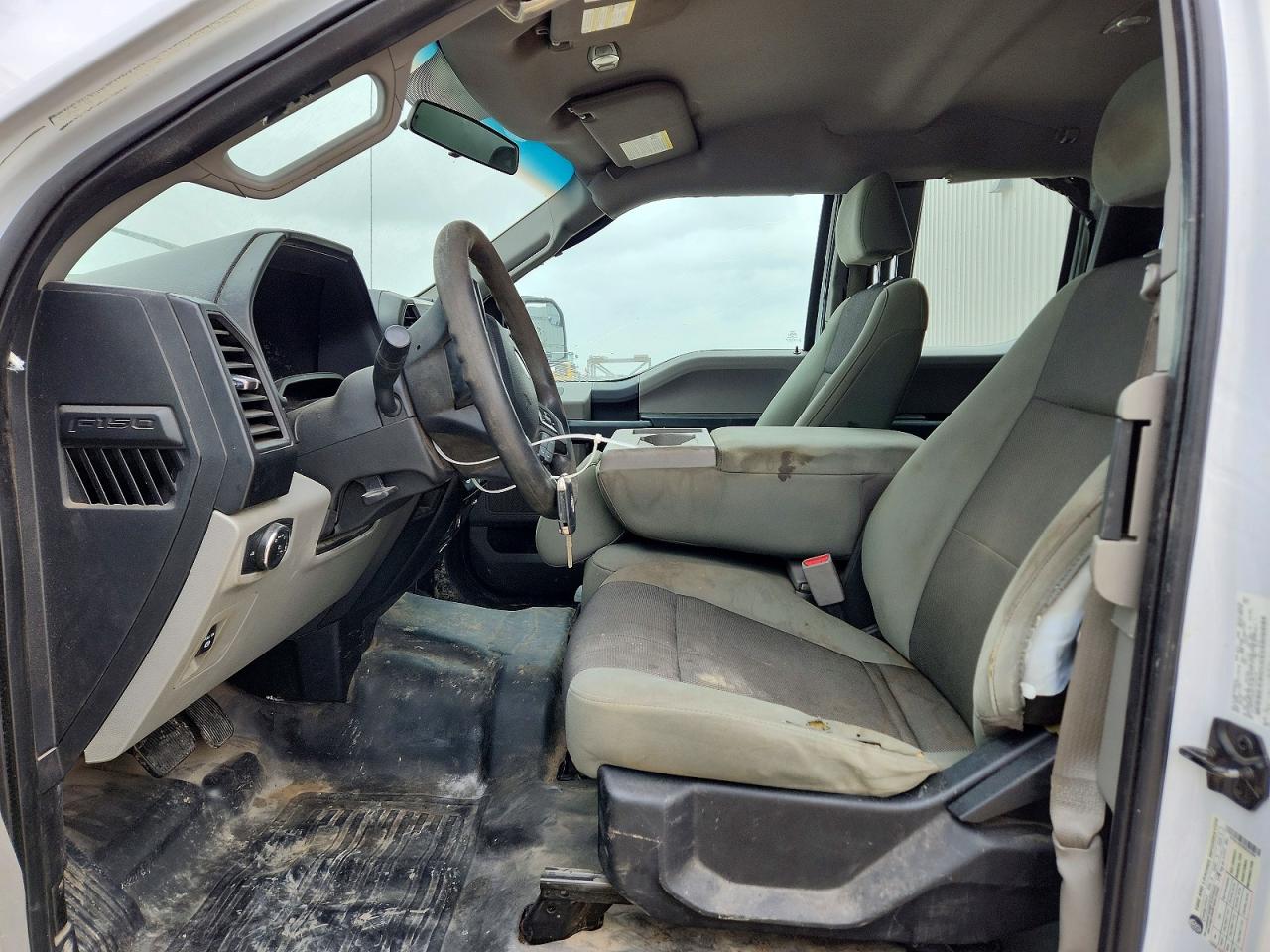 Ford F-150 Super Cab