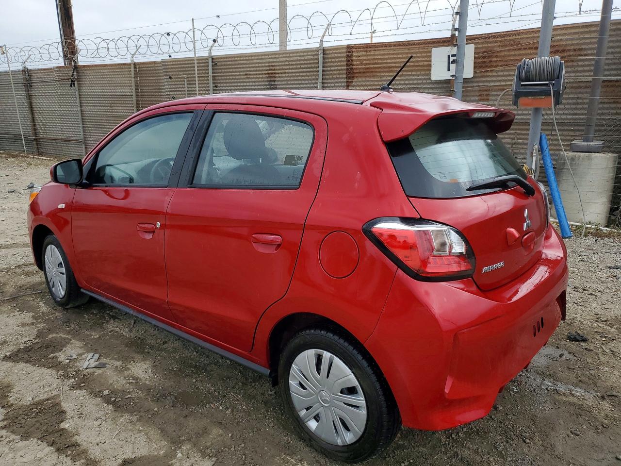 Mitsubishi Mirage Es