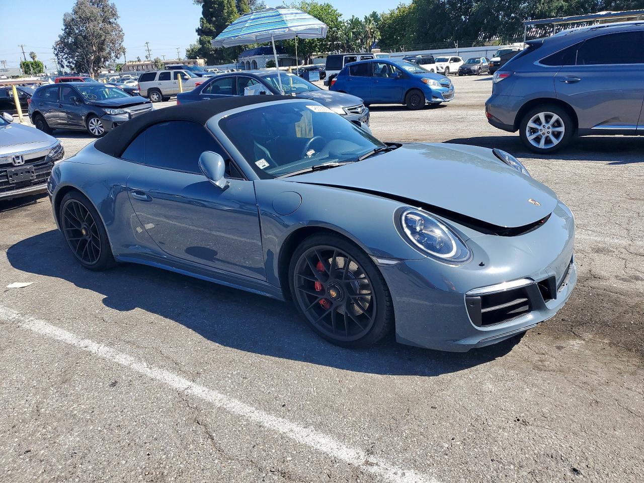 Porsche 911 Carrera S