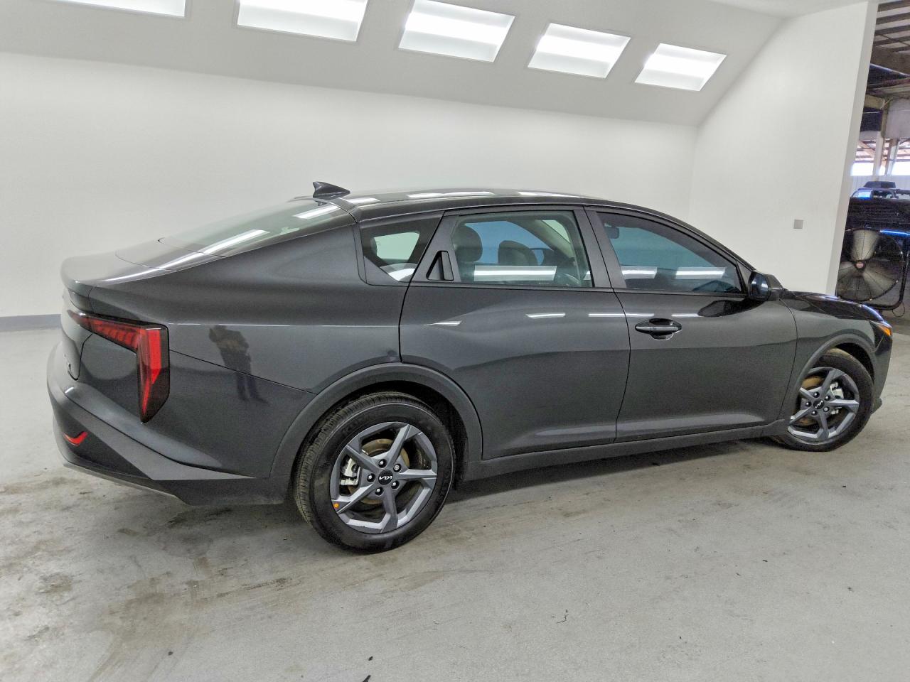 Kia K4 Lxs