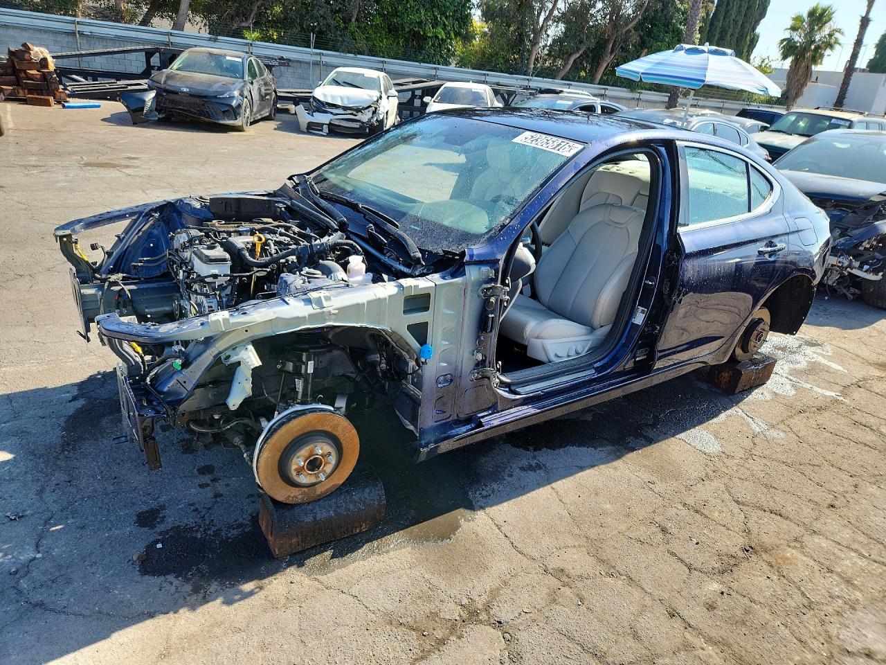Salvage Genesis G70 Image