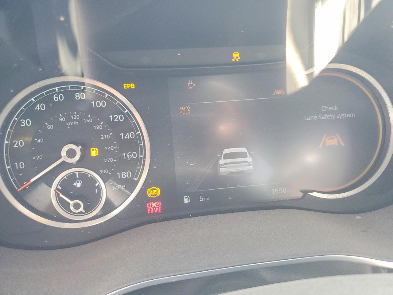 Genesis G70 2.5t Standard