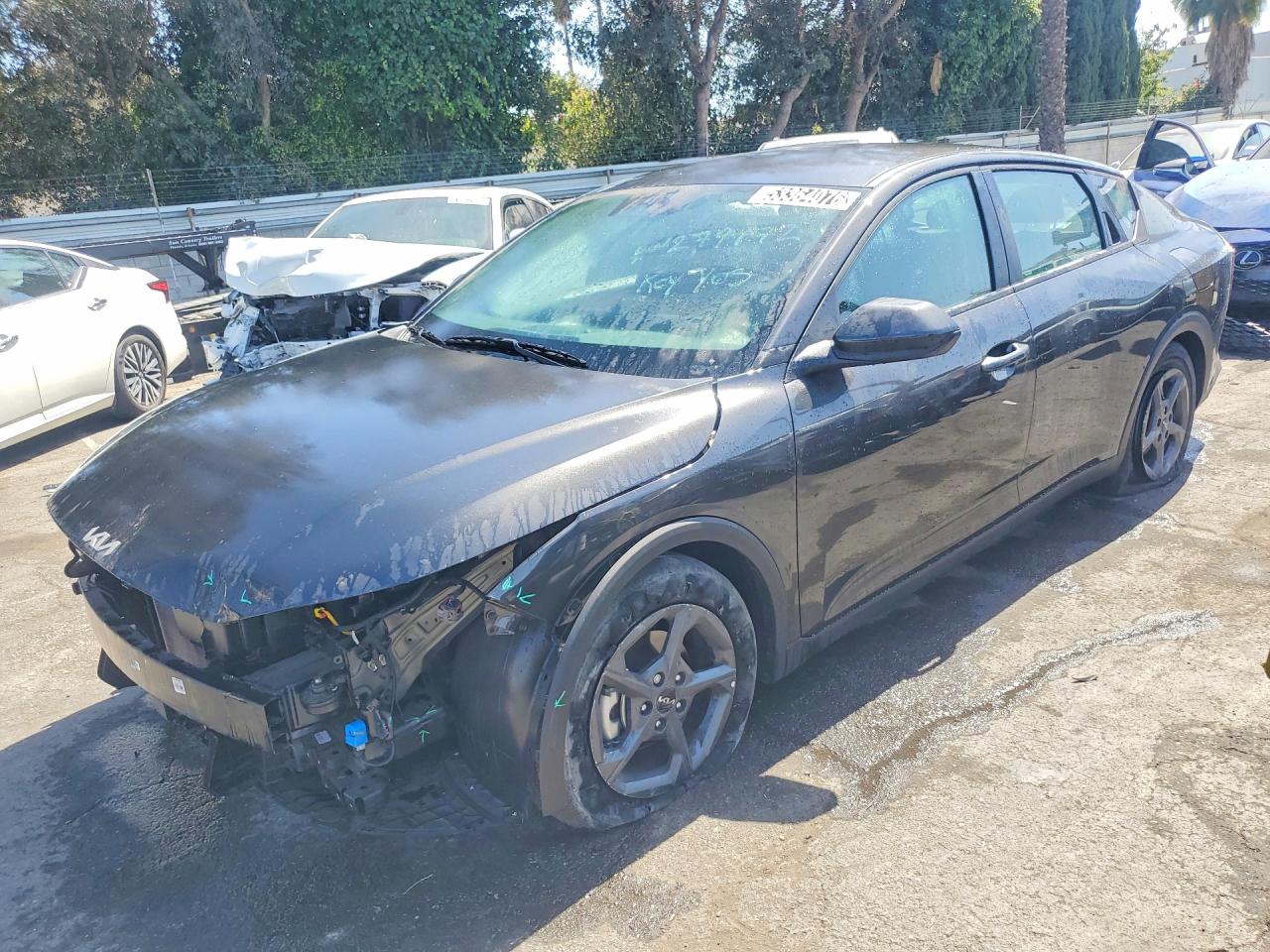 Salvage Kia K4 Image