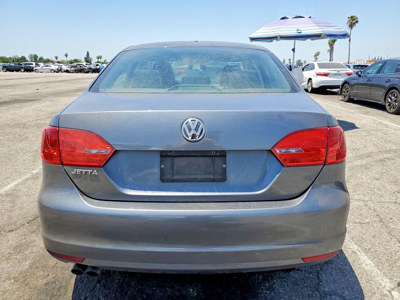 Volkswagen Jetta Base