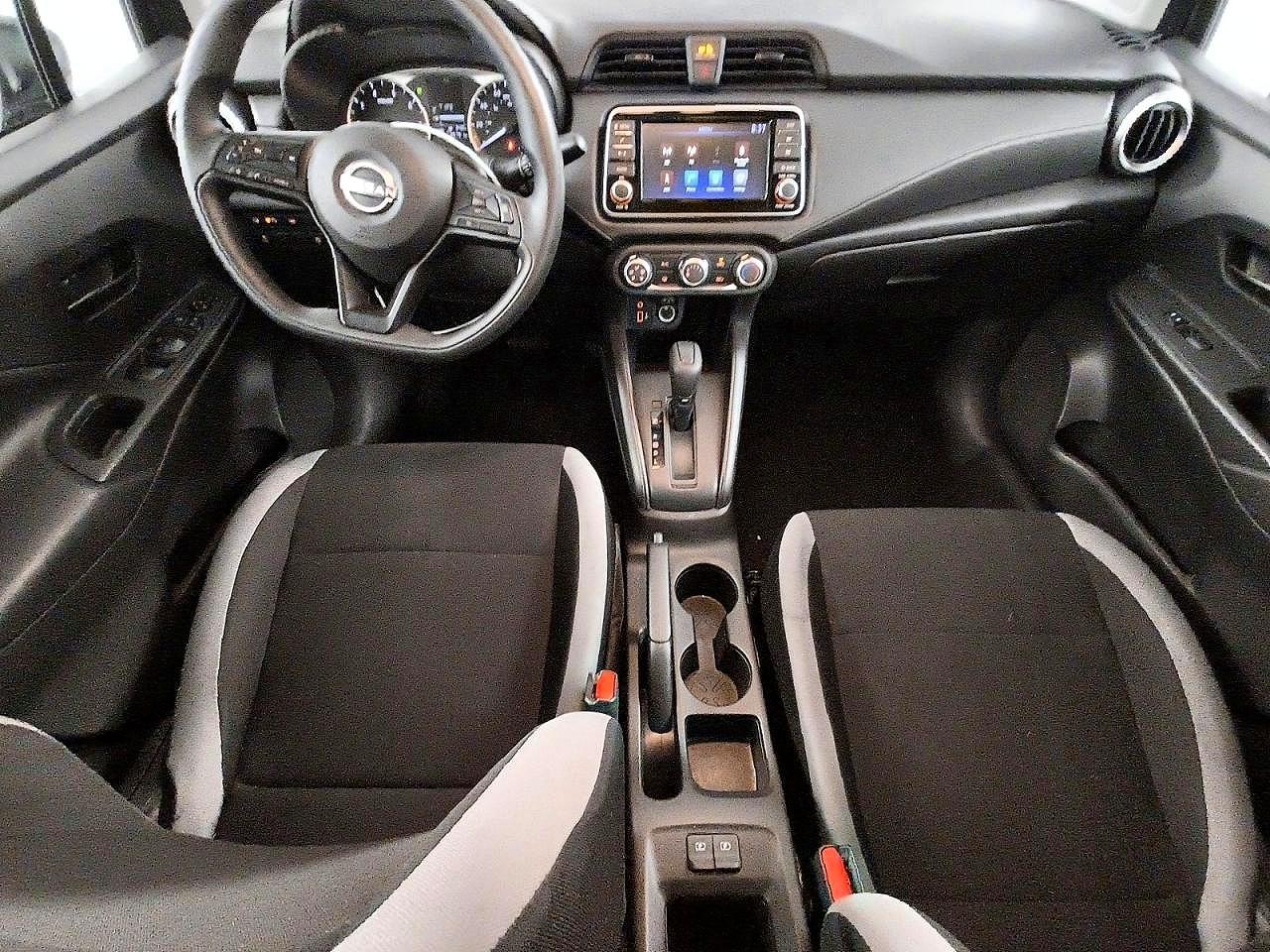 Nissan Versa S