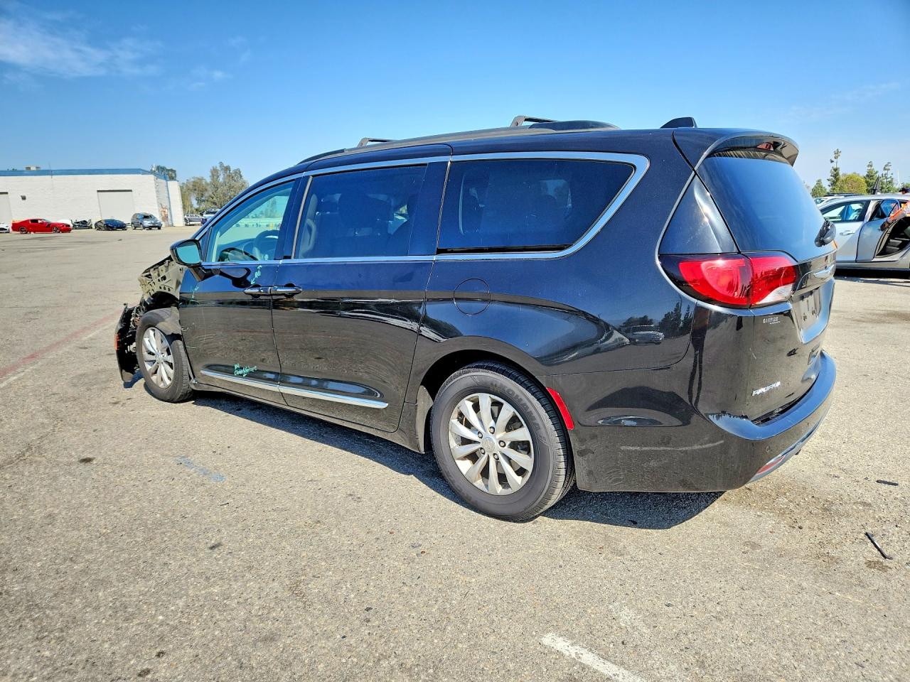 Chrysler Pacifica Touring L