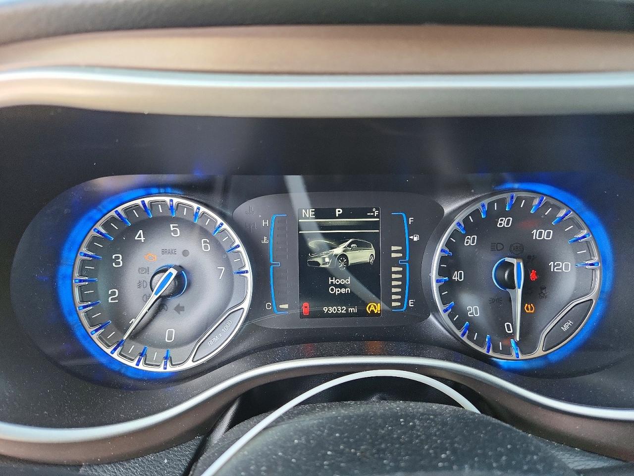 Chrysler Pacifica Touring L