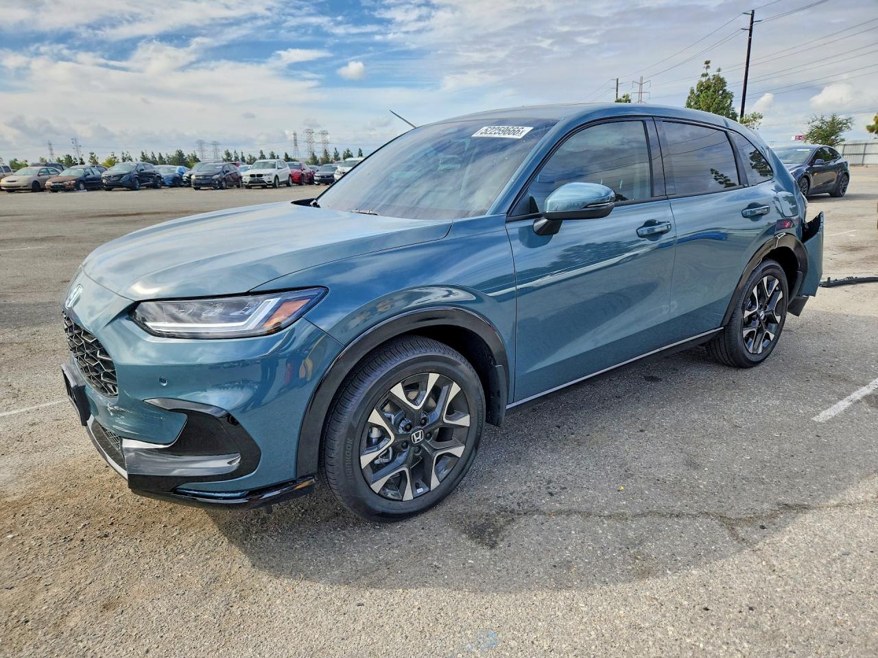 Salvage Honda HR-V Image