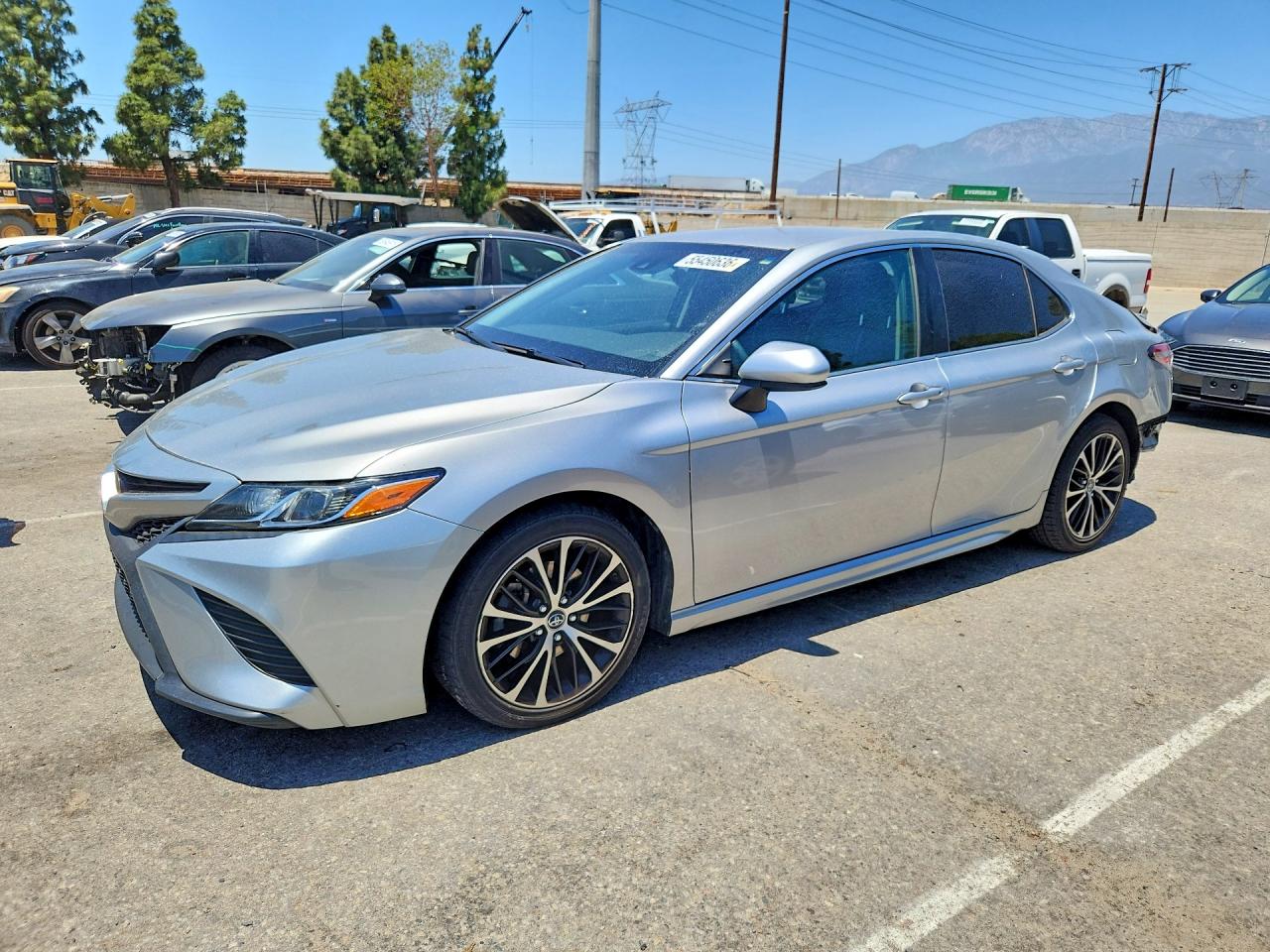 Salvage Toyota Camry Image