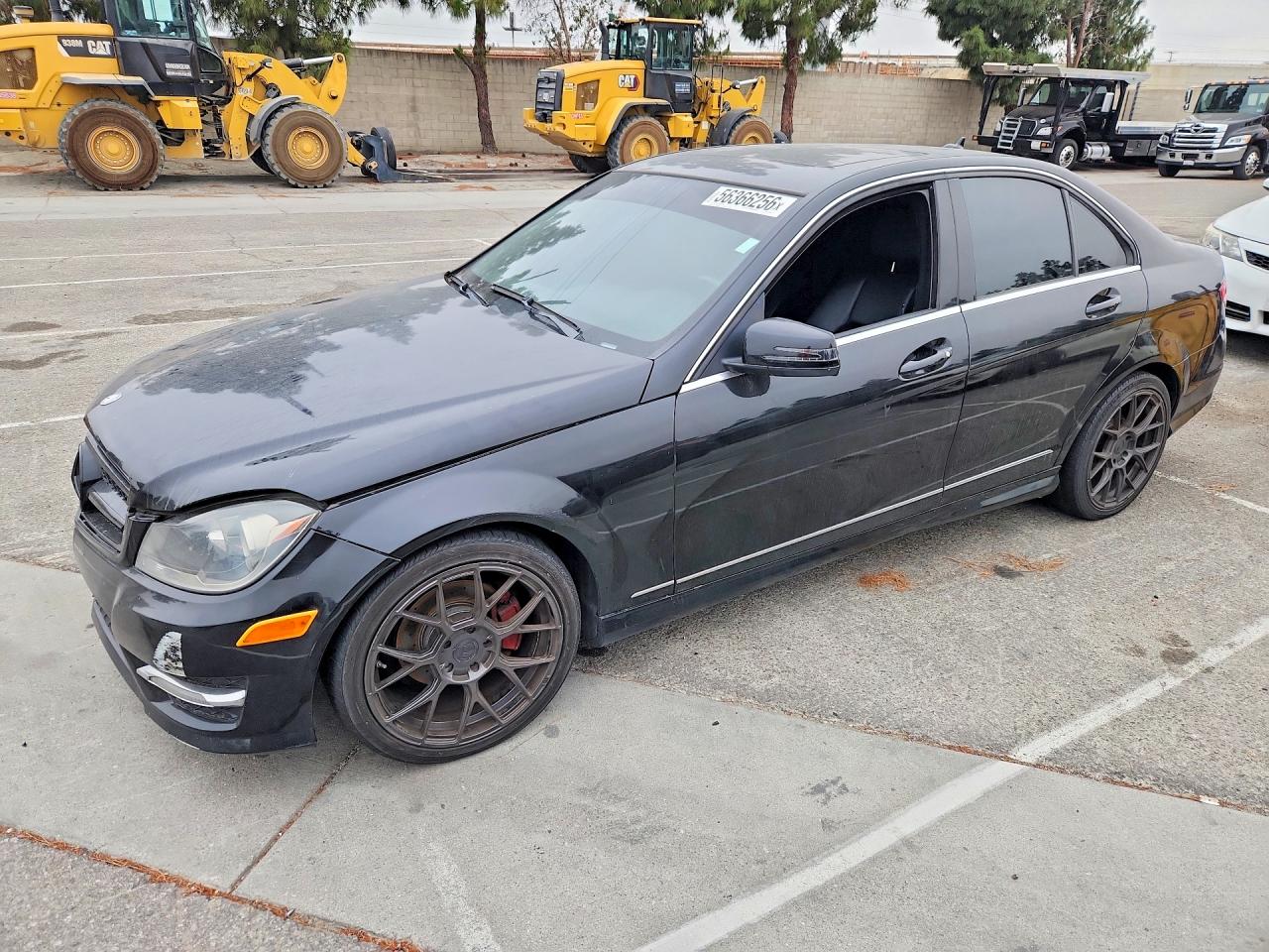 Salvage Mercedes-Benz C-Class Image
