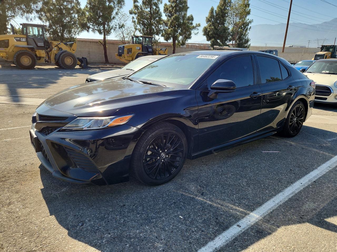 Salvage Toyota Camry Image