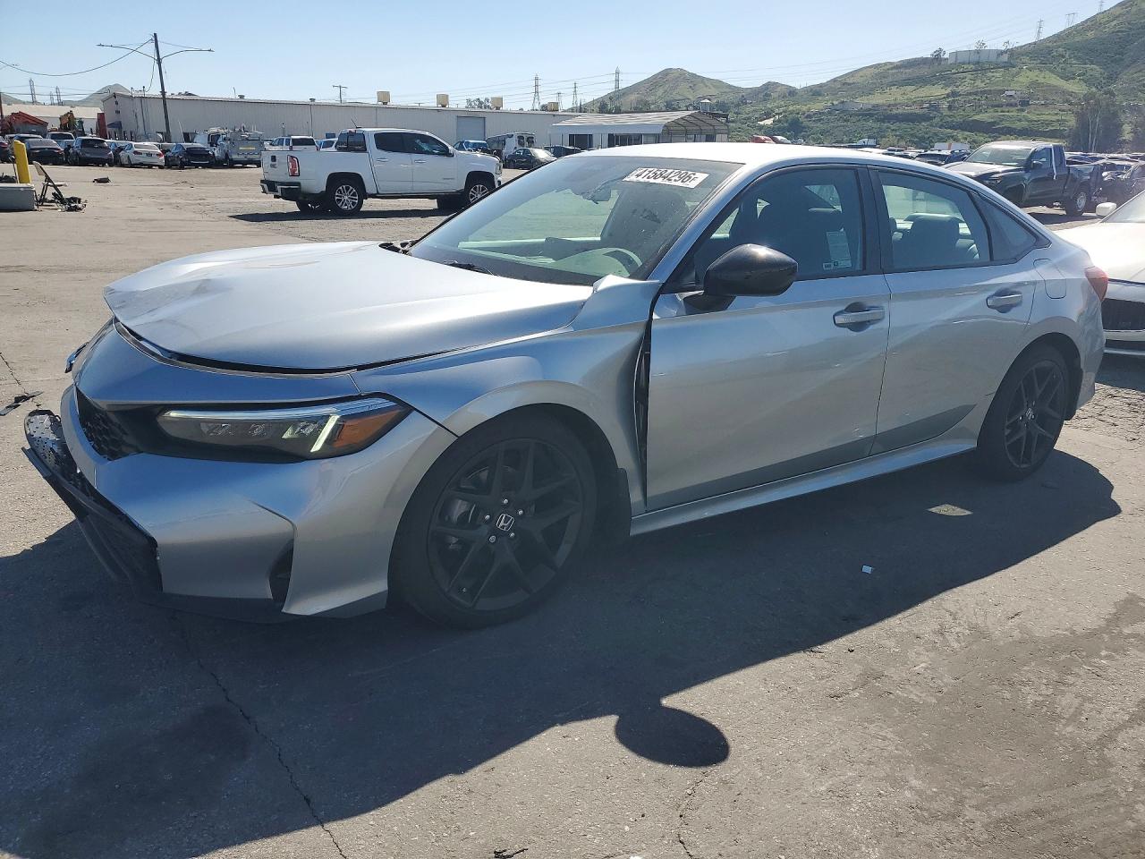 Salvage Honda Civic Image