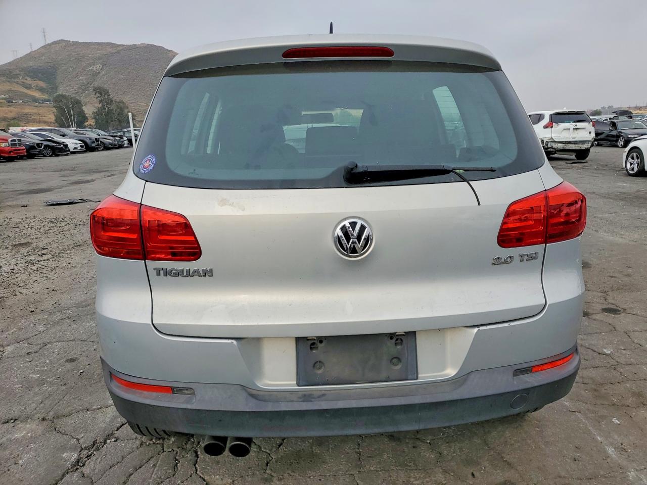 Volkswagen Tiguan S