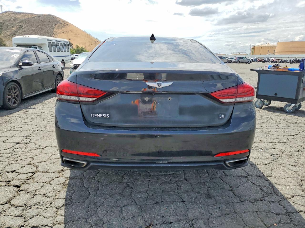 Hyundai Genesis 3.8l