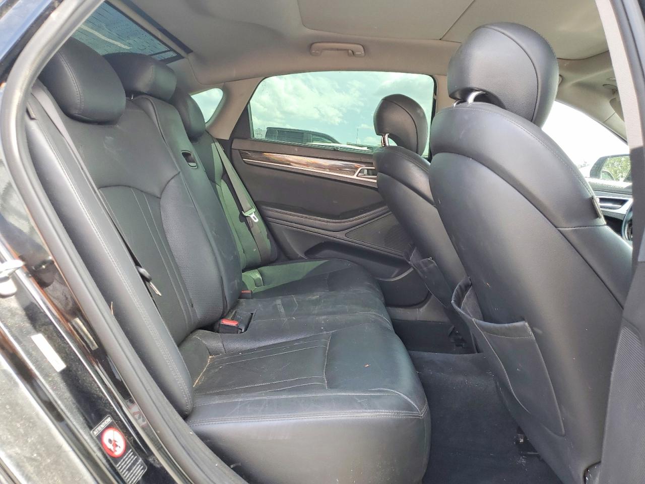 Hyundai Genesis 3.8l