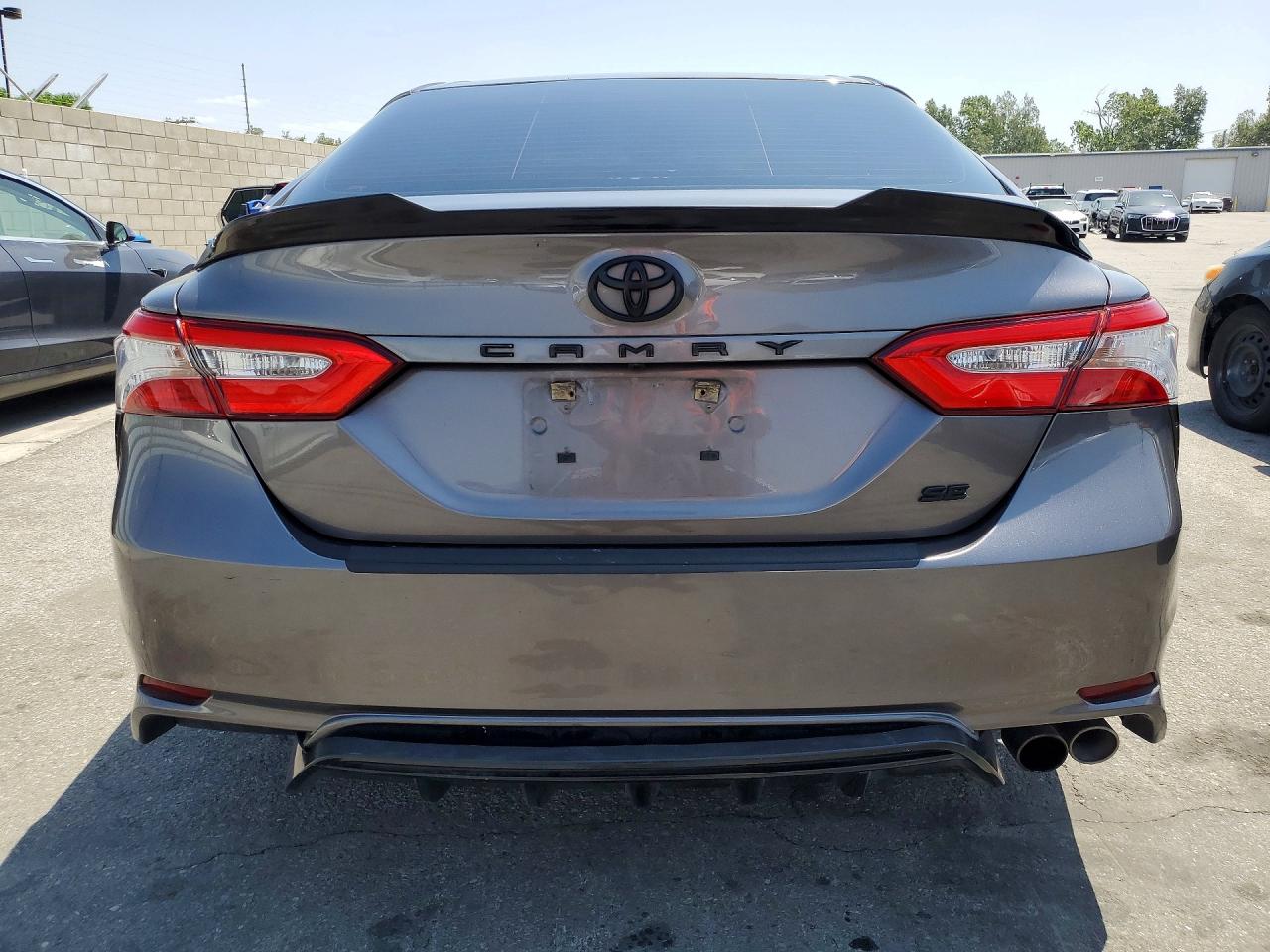 Toyota Camry Se