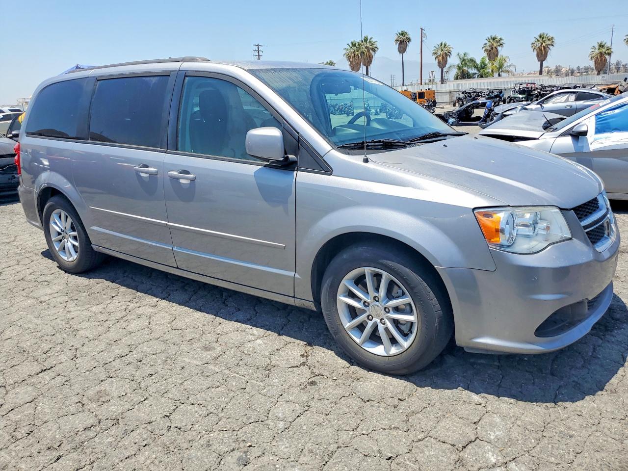 Dodge Caravan Sxt