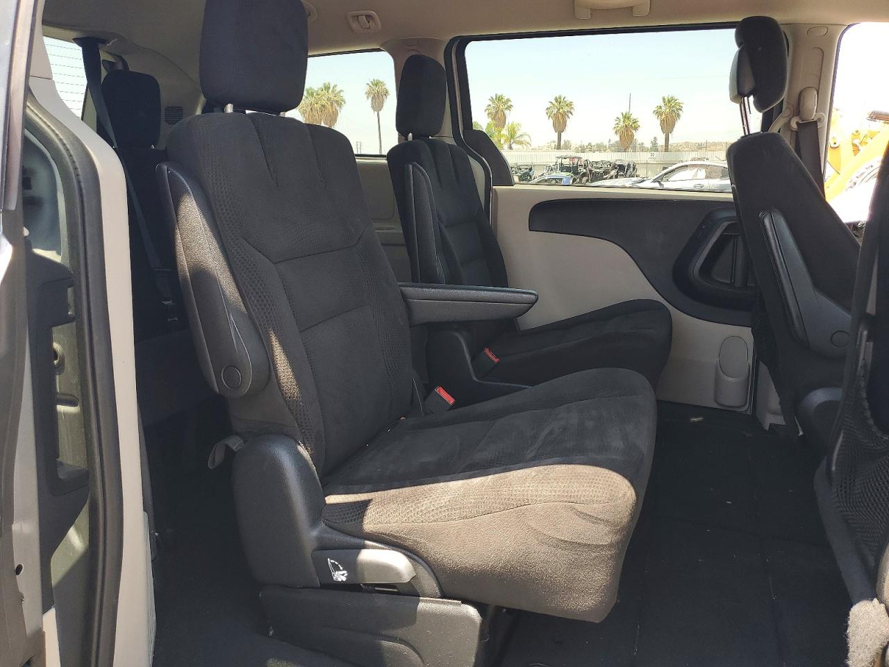 Dodge Caravan Sxt