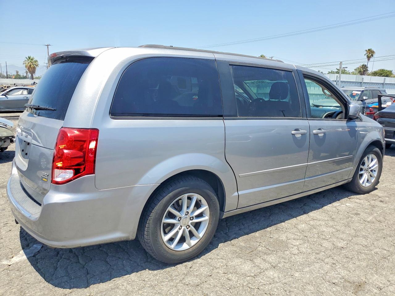 Dodge Caravan Sxt